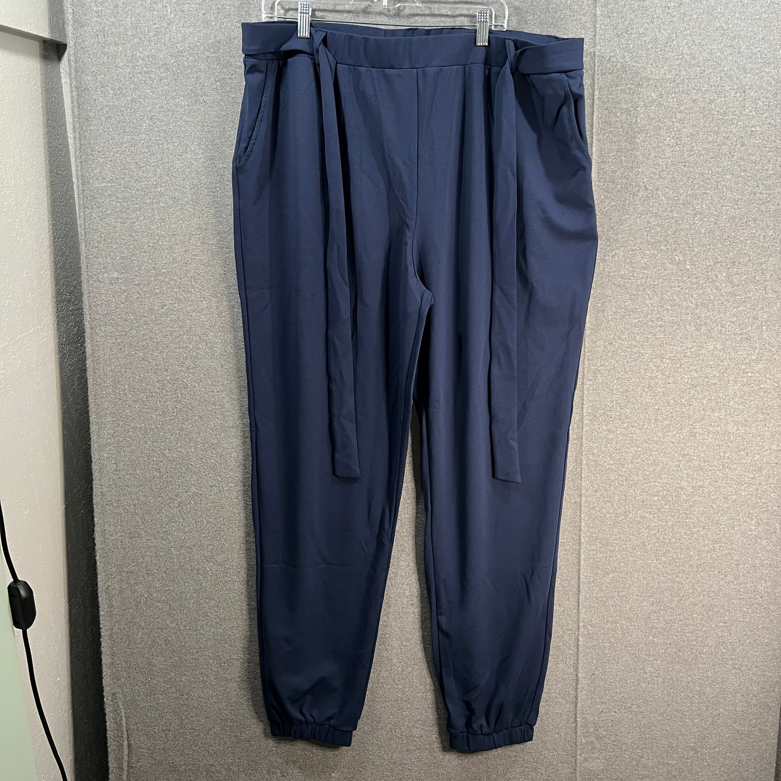 Girl With Curves Tall Knit Belted Jogger Pants Midnight, Tall X-Large